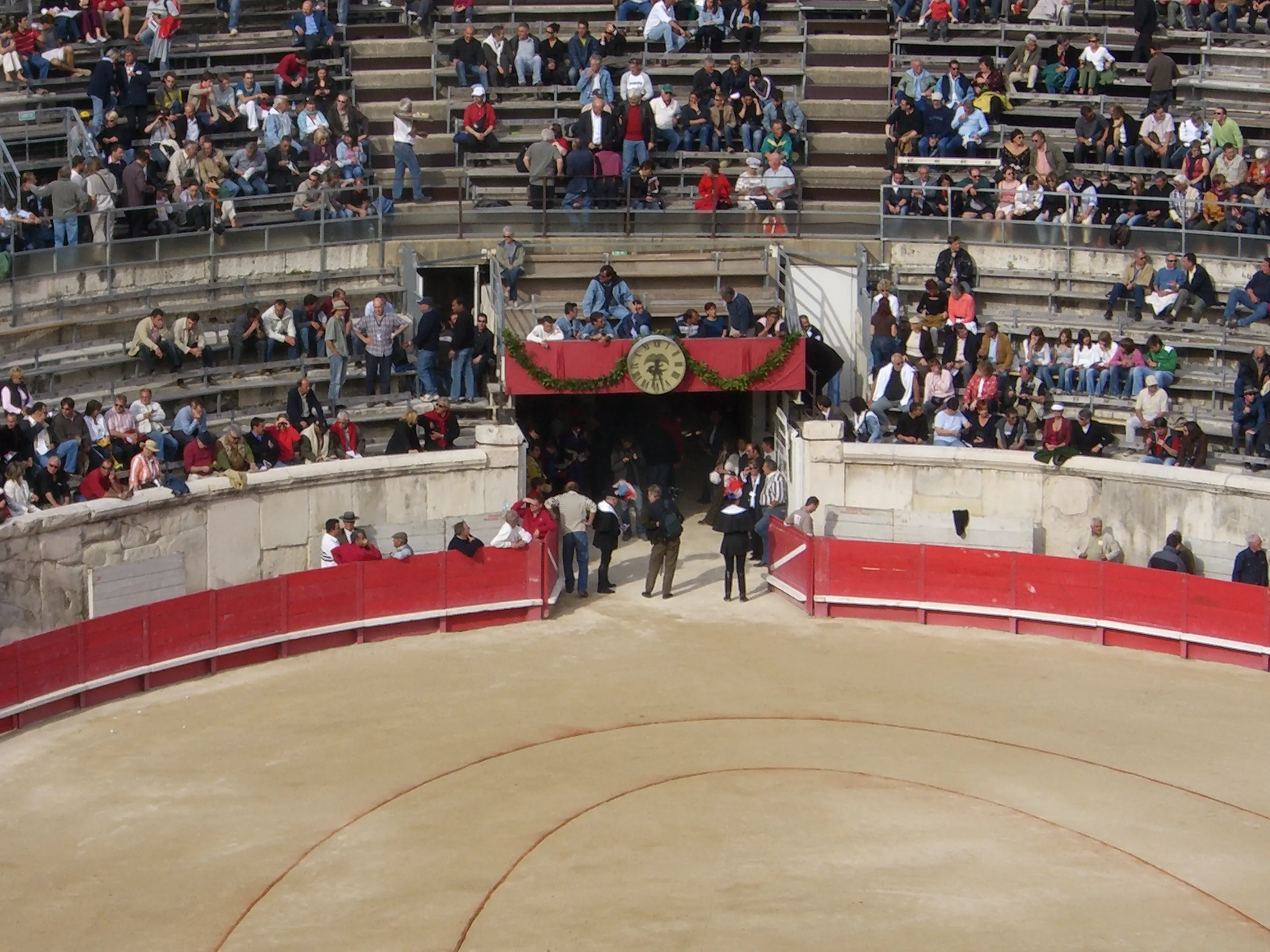 2006 Jun - Bullfights ceremony about to begin at Arène de Nîmes - Nîmes